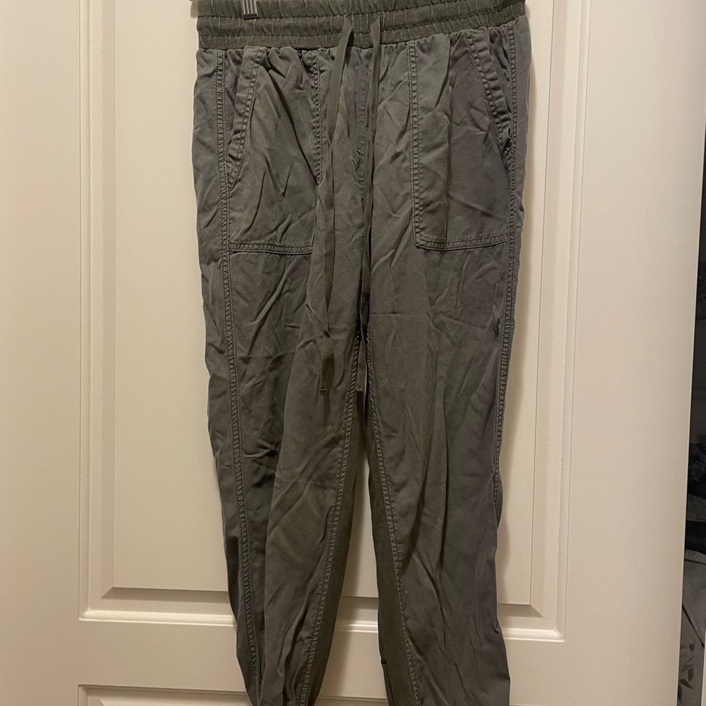 Splendid Olive Green Joggers